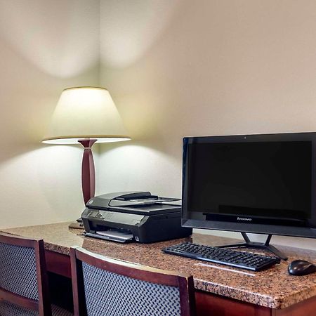 Comfort Inn & Suites Dahlonega University Area Exterior photo